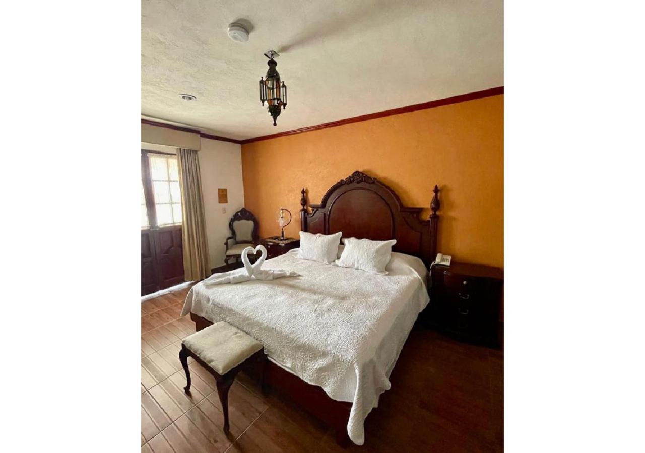 Hotel Hacienda Real 버날 외부 사진