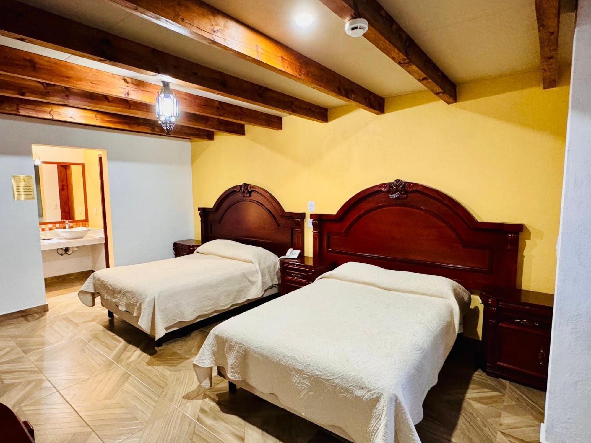 Hotel Hacienda Real 버날 외부 사진